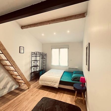 Orly Shelter Apartman Kültér fotó